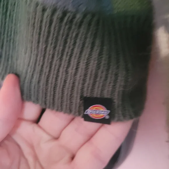 Dickies Camouflage Crew Neck Sweater - Picture 4 of 9